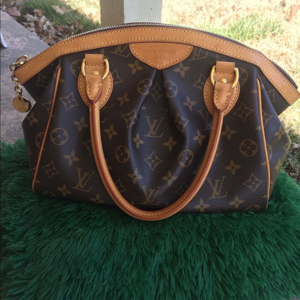 Authentic Louis Vuitton Tivoli Pm